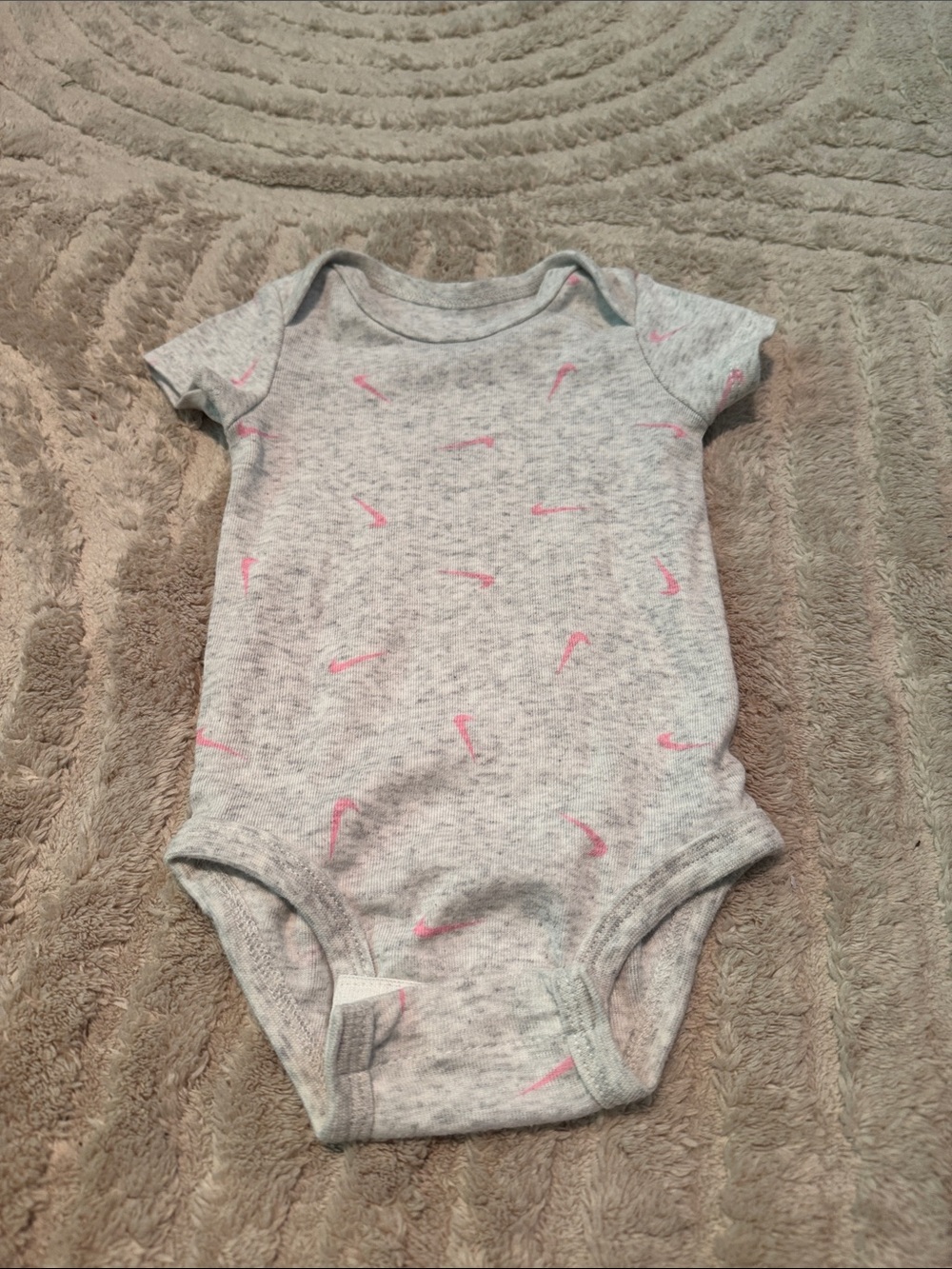 Nike Gray Bodysuit with Pink Accented Pink Leggings - Picture 5 of 7